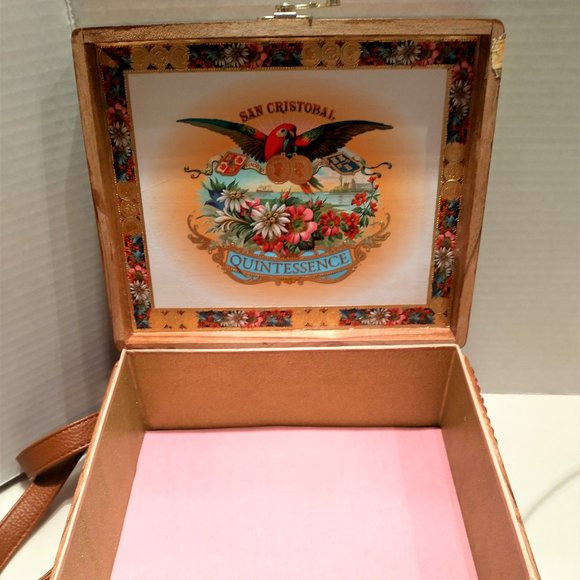 Suenos de Saundra Upcycled Pink/Turquoise Gem Upcycled Cigar Box Purse - Picture 9 of 13